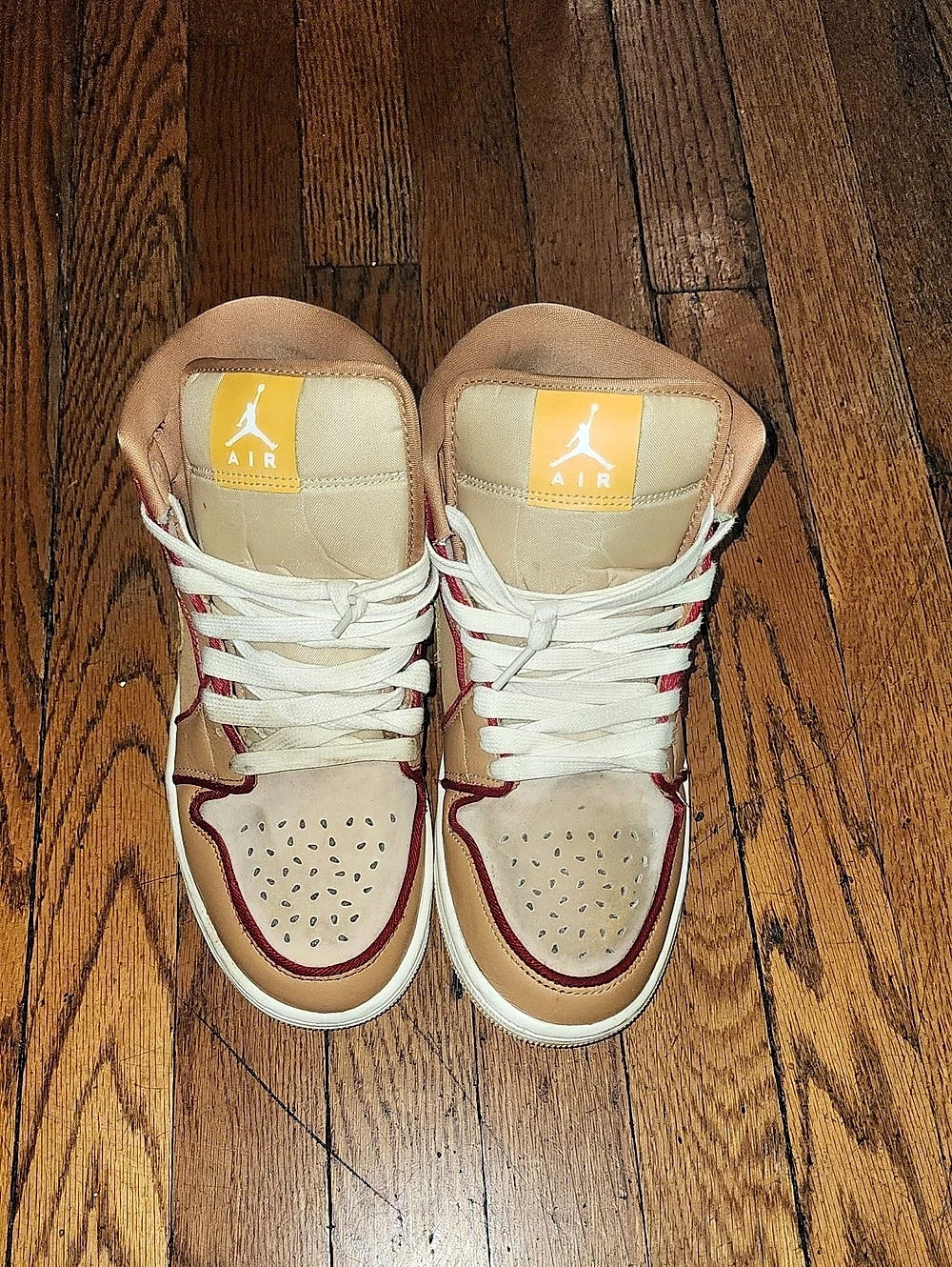 Jordan Air Jordan 1 Mid SE 'Cheeseburger' Sneakers Brown & White US 8.5